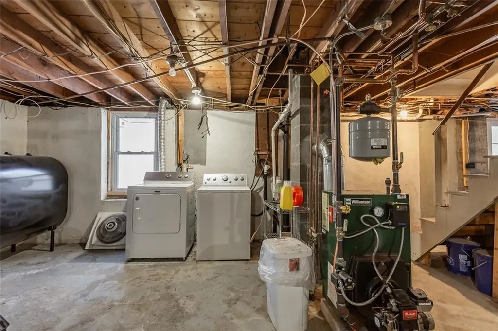 44 Craig Road Warwick RI 02886