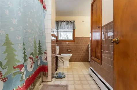 44 Craig Road Warwick RI 02886