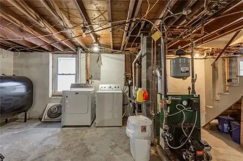 44 Craig Road Warwick RI 02886