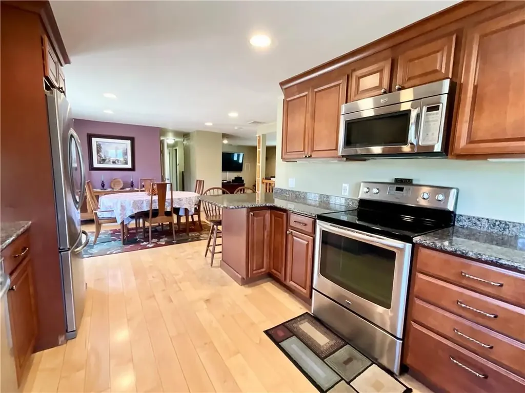 7 Wildwood Street Coventry RI 02816