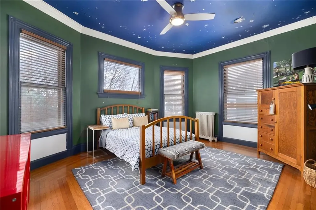 35 Larch Street Providence RI 02906
