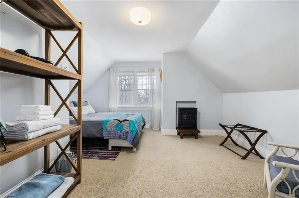 35 Larch Street Providence RI 02906