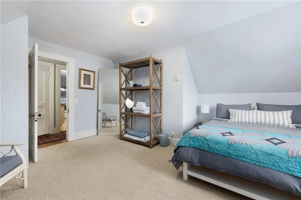 35 Larch Street Providence RI 02906