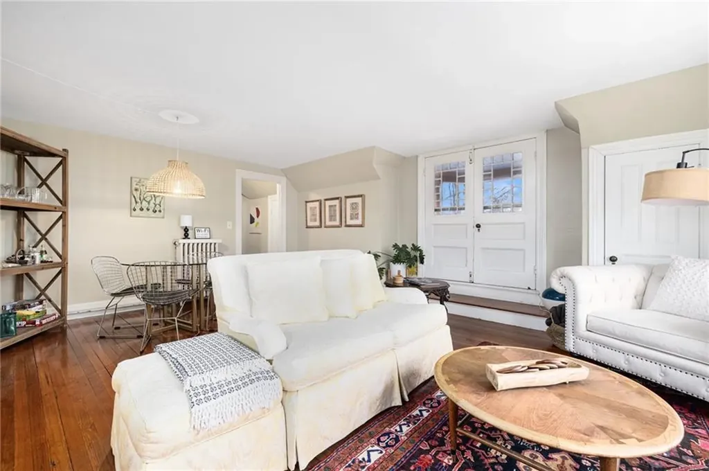 35 Larch Street Providence RI 02906