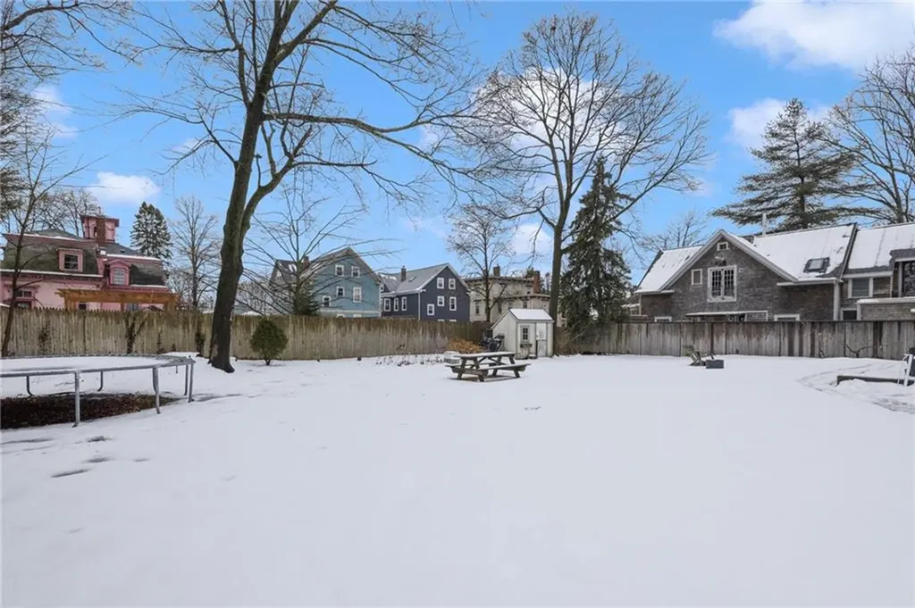 35 Larch Street Providence RI 02906