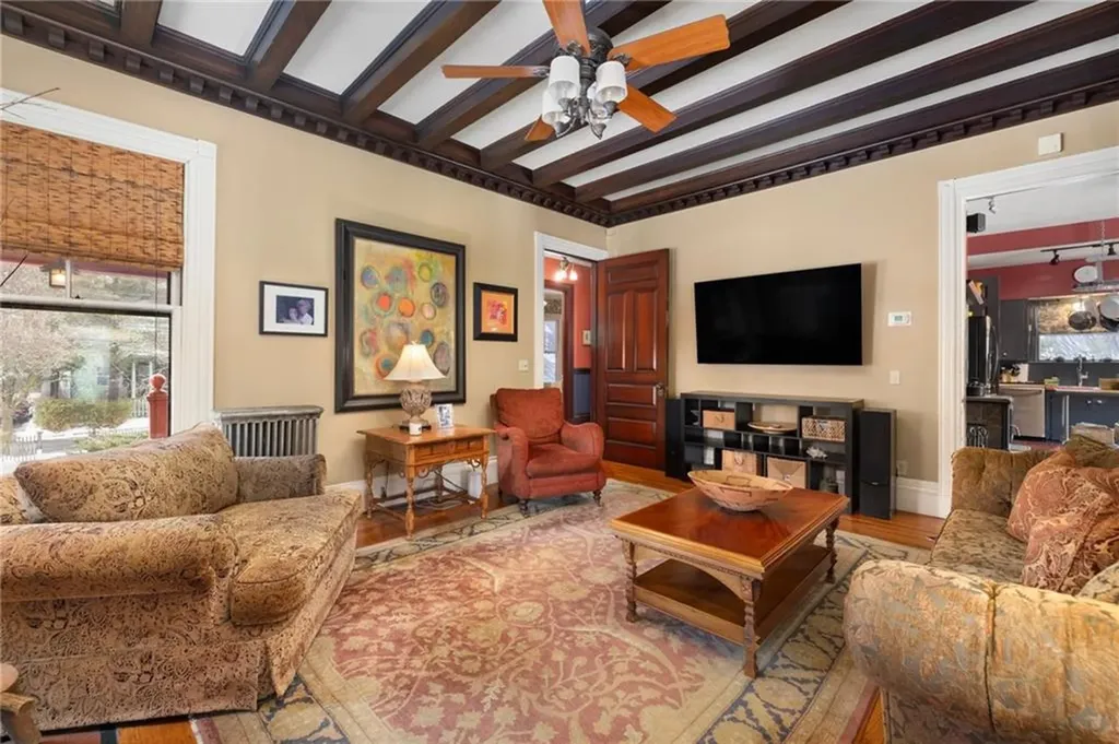 35 Larch Street Providence RI 02906