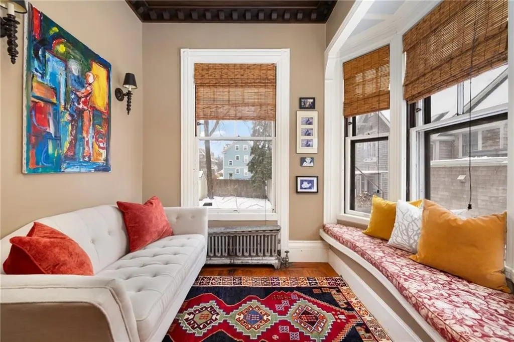 35 Larch Street Providence RI 02906