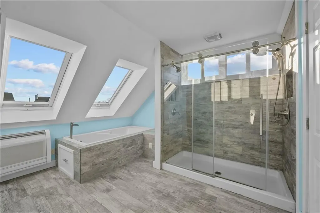 73 Dundas Avenue Warwick RI 02889