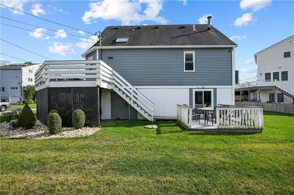73 Dundas Avenue Warwick RI 02889