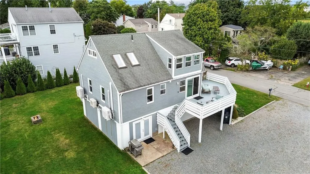 73 Dundas Avenue Warwick RI 02889
