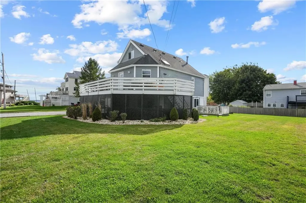 73 Dundas Avenue Warwick RI 02889