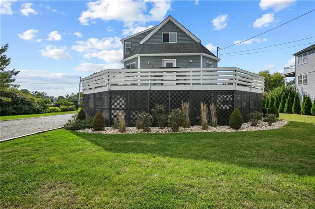 73 Dundas Avenue Warwick RI 02889