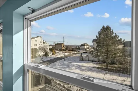 73 Dundas Avenue Warwick RI 02889