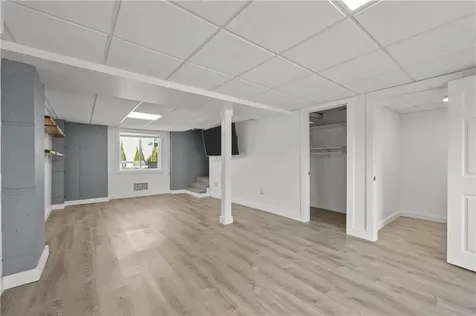 73 Dundas Avenue Warwick RI 02889