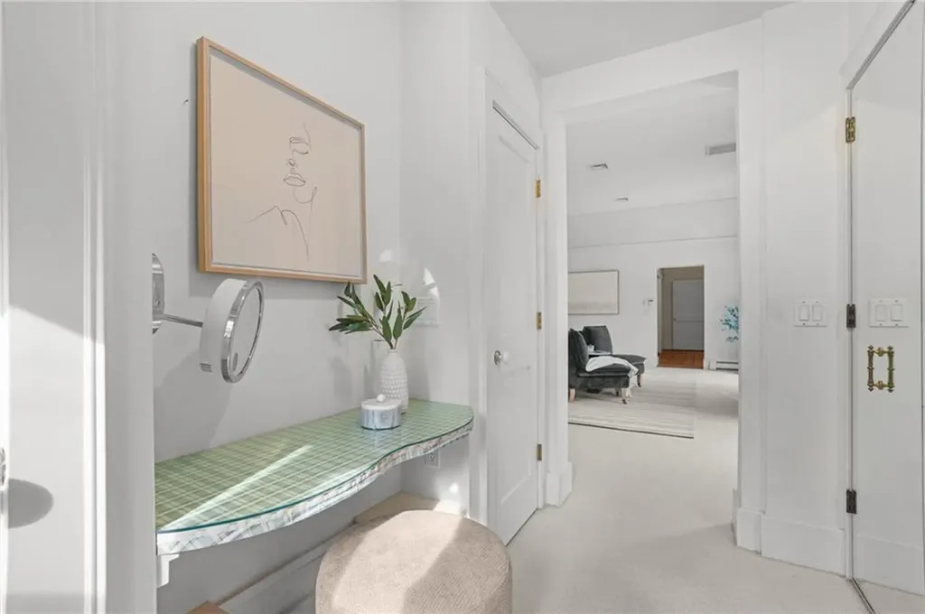 436 Love Lane Warwick RI 02818