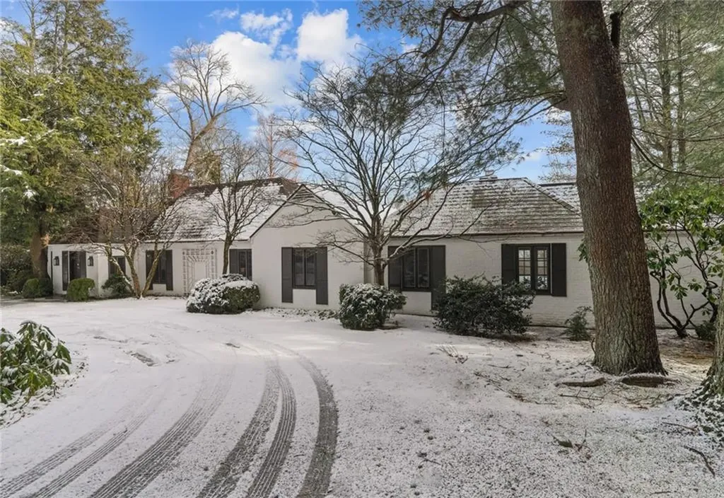 436 Love Lane Warwick RI 02818