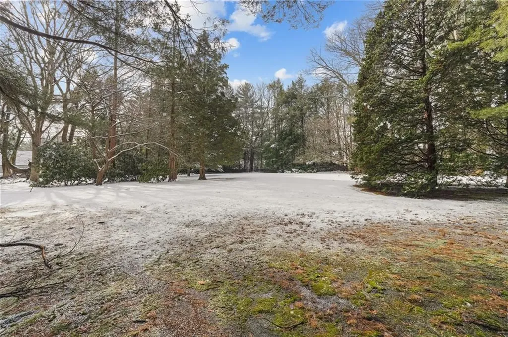 436 Love Lane Warwick RI 02818