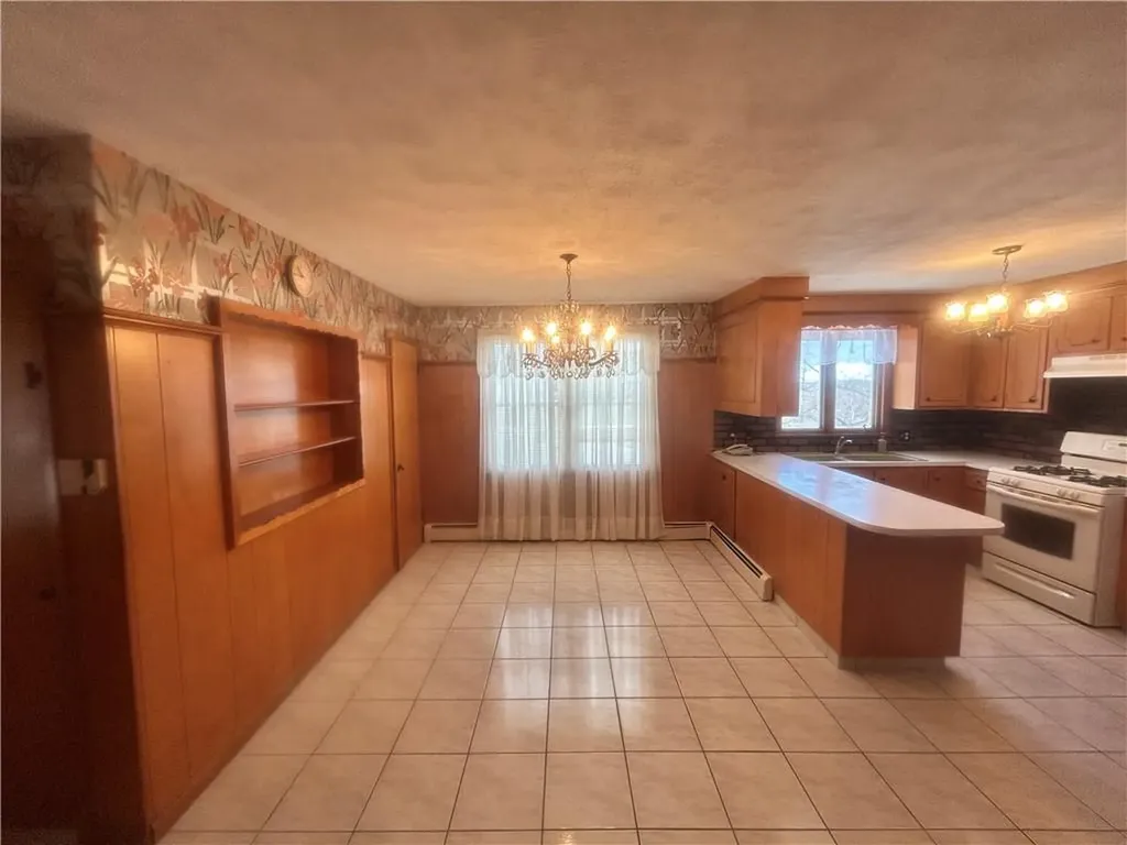 55 Flanders Street Johnston RI 02919