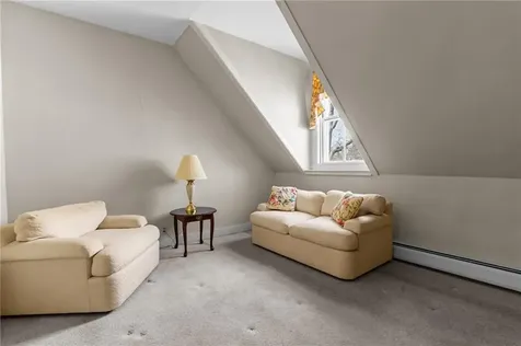 5 Howe Street Bristol RI 02809