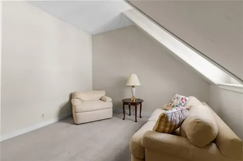 5 Howe Street Bristol RI 02809