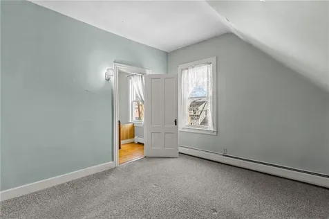 5 Howe Street Bristol RI 02809