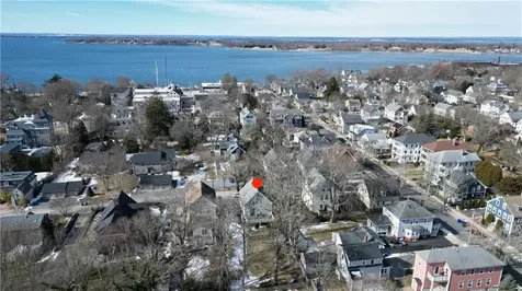 5 Howe Street Bristol RI 02809