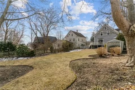 5 Howe Street Bristol RI 02809