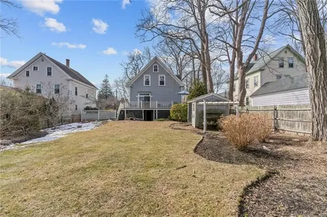 5 Howe Street Bristol RI 02809