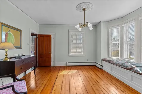 5 Howe Street Bristol RI 02809