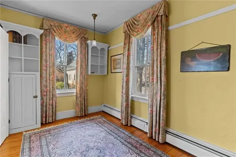 5 Howe Street Bristol RI 02809