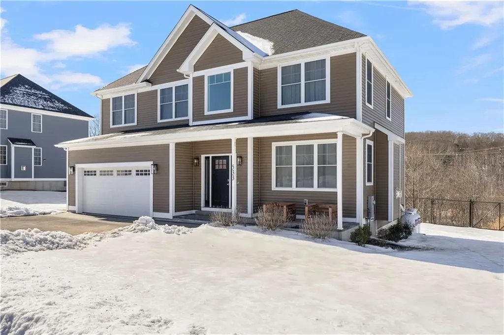533 Louise Street Woonsocket RI 02895
