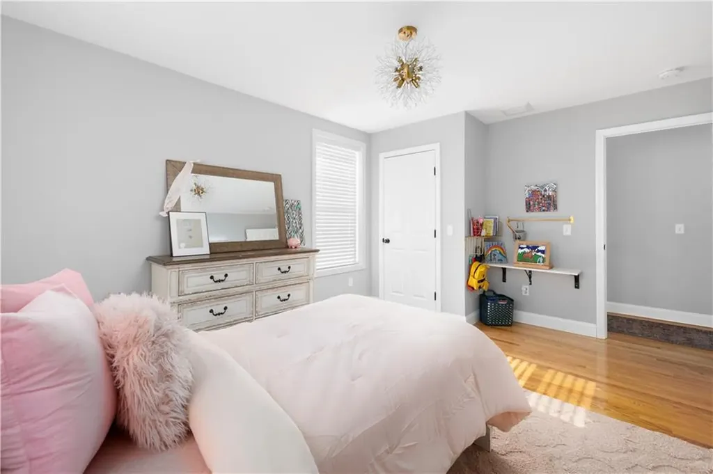 533 Louise Street Woonsocket RI 02895