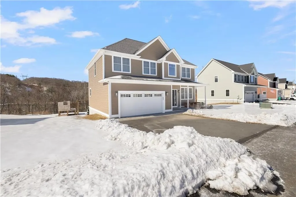 533 Louise Street Woonsocket RI 02895