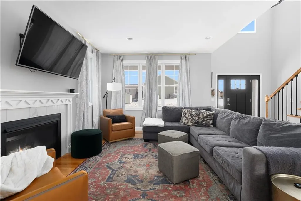 533 Louise Street Woonsocket RI 02895