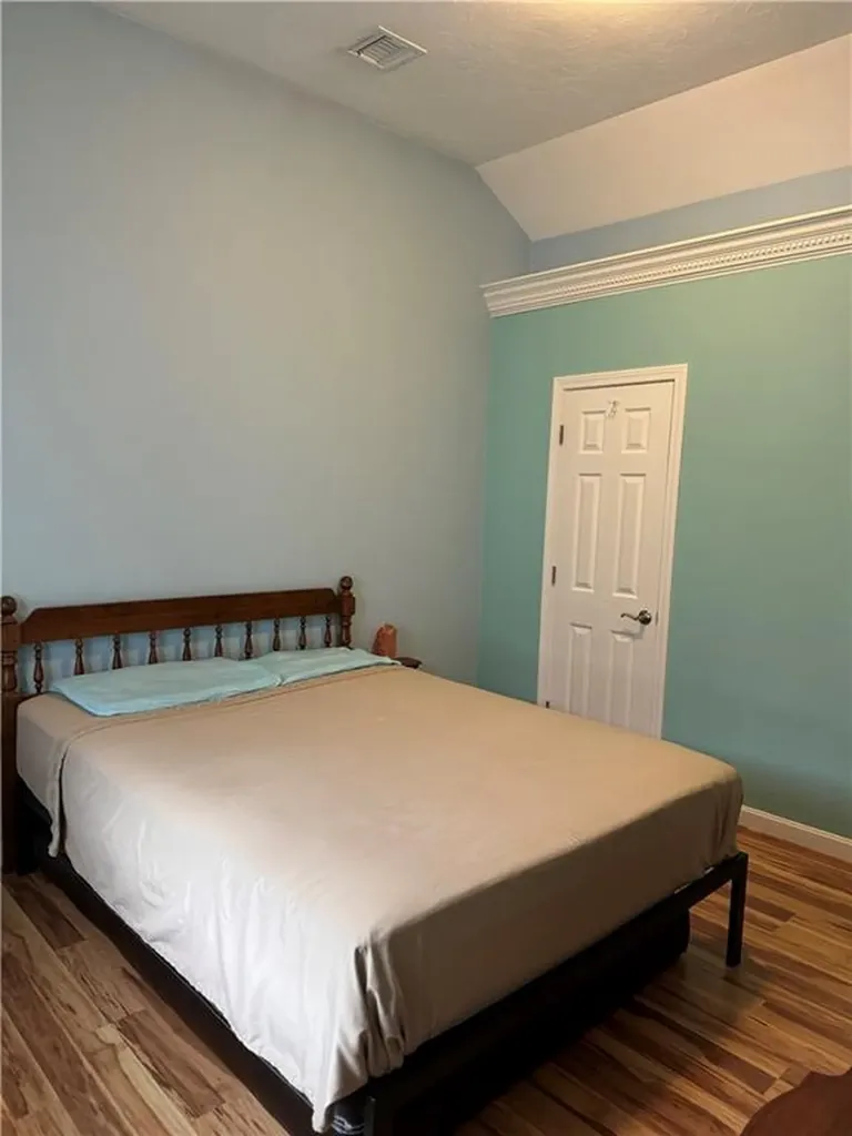 18 Warren Avenue Warwick RI 02889