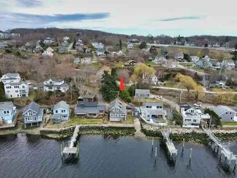 0 Riverside Drive Tiverton RI 02878