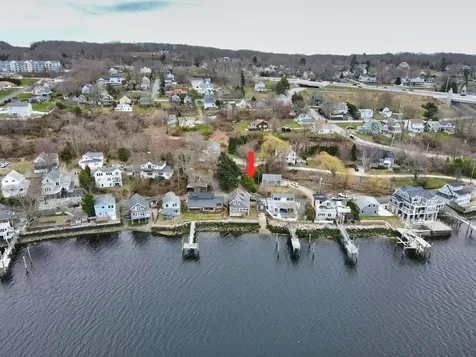 0 Riverside Drive Tiverton RI 02878