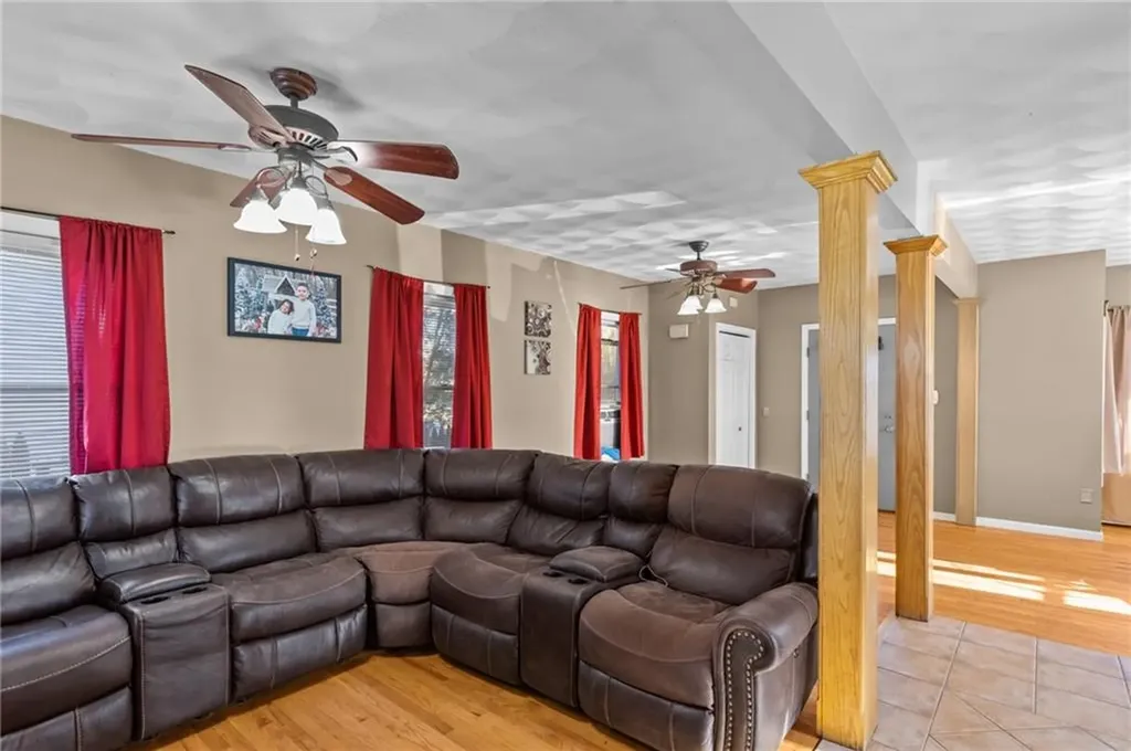 8 Willow Street Johnston RI 02919