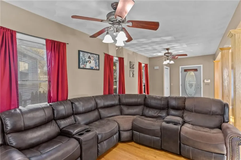 8 Willow Street Johnston RI 02919
