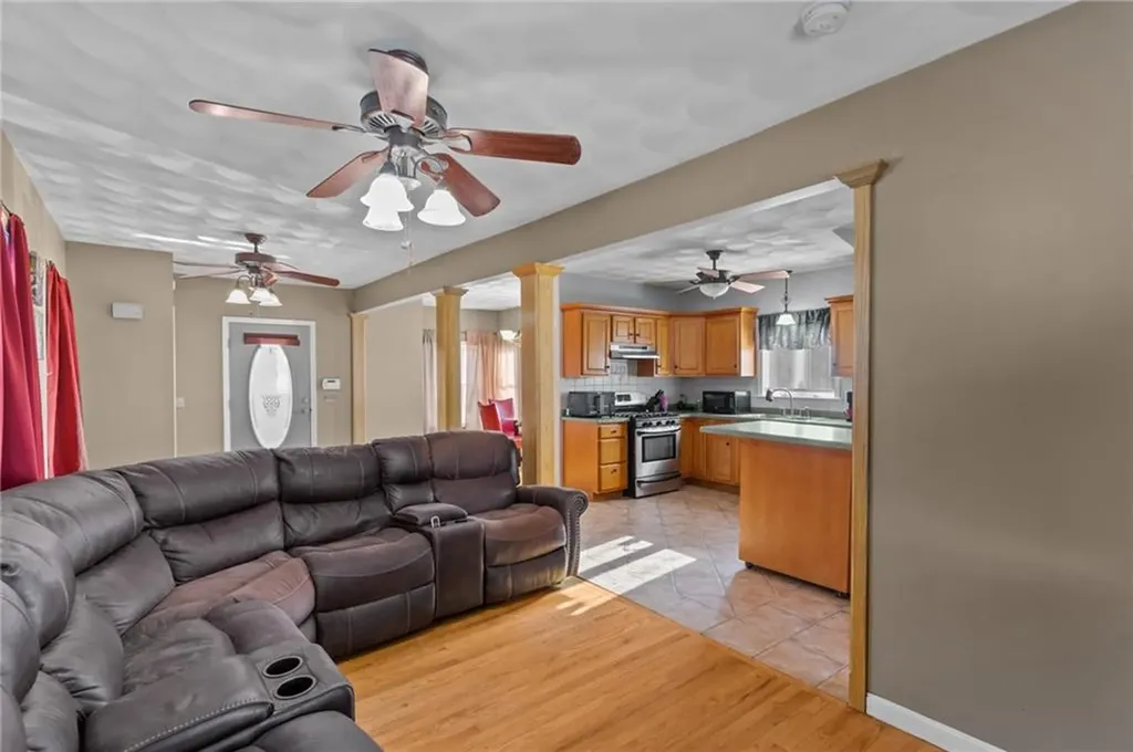 8 Willow Street Johnston RI 02919