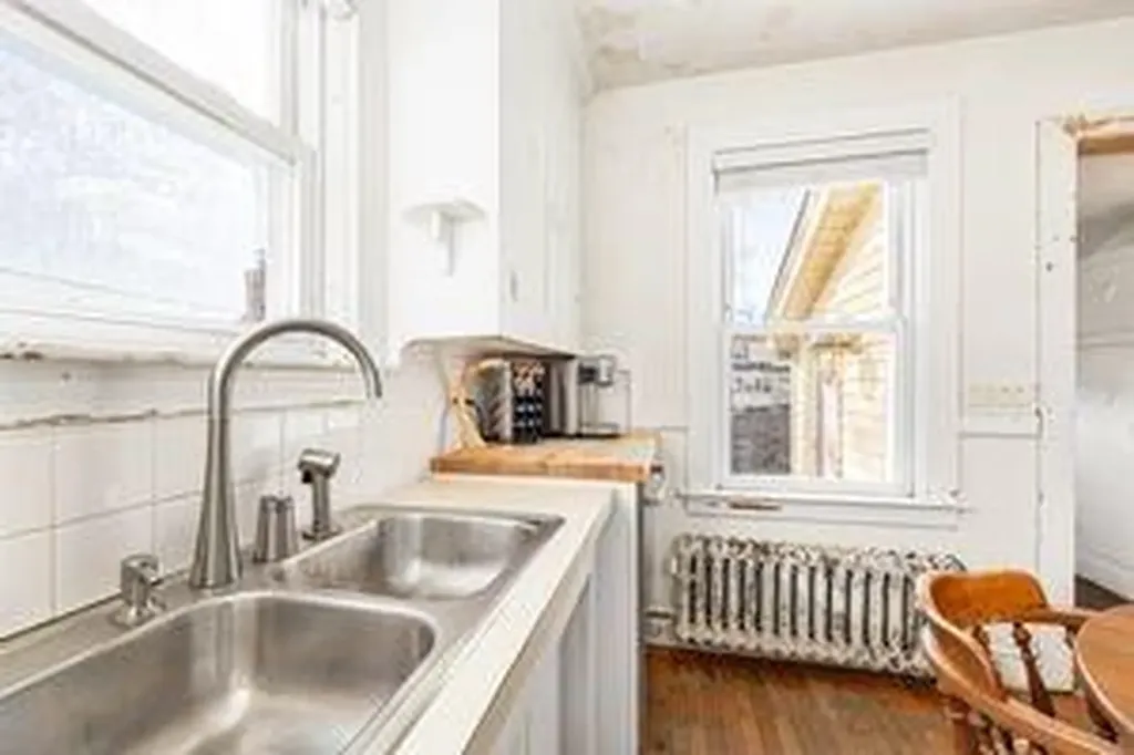 285 Elm Street Warwick RI 02888