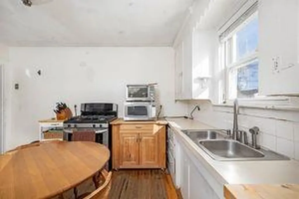 285 Elm Street Warwick RI 02888