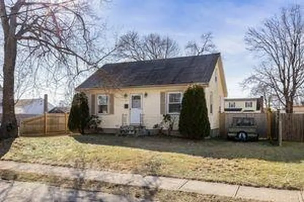 285 Elm Street Warwick RI 02888
