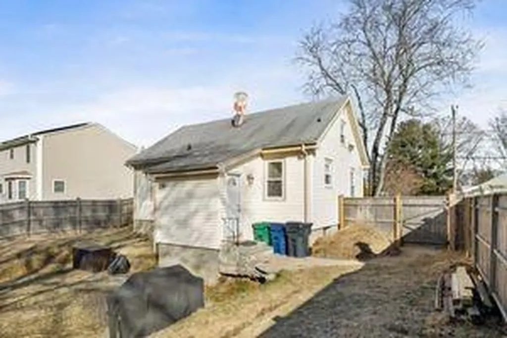285 Elm Street Warwick RI 02888