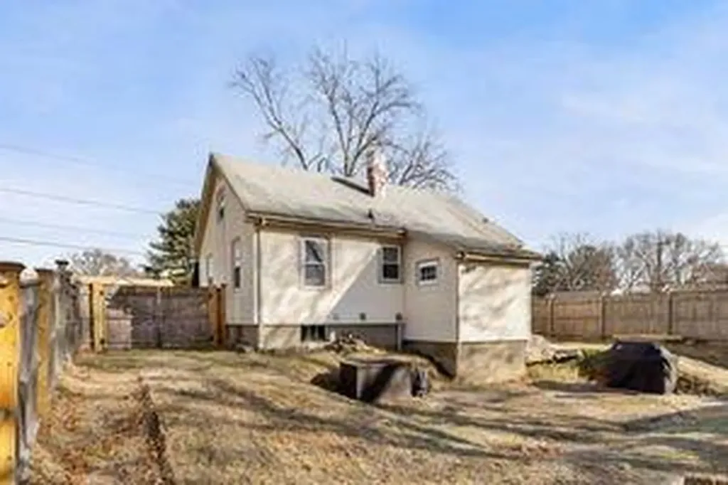285 Elm Street Warwick RI 02888
