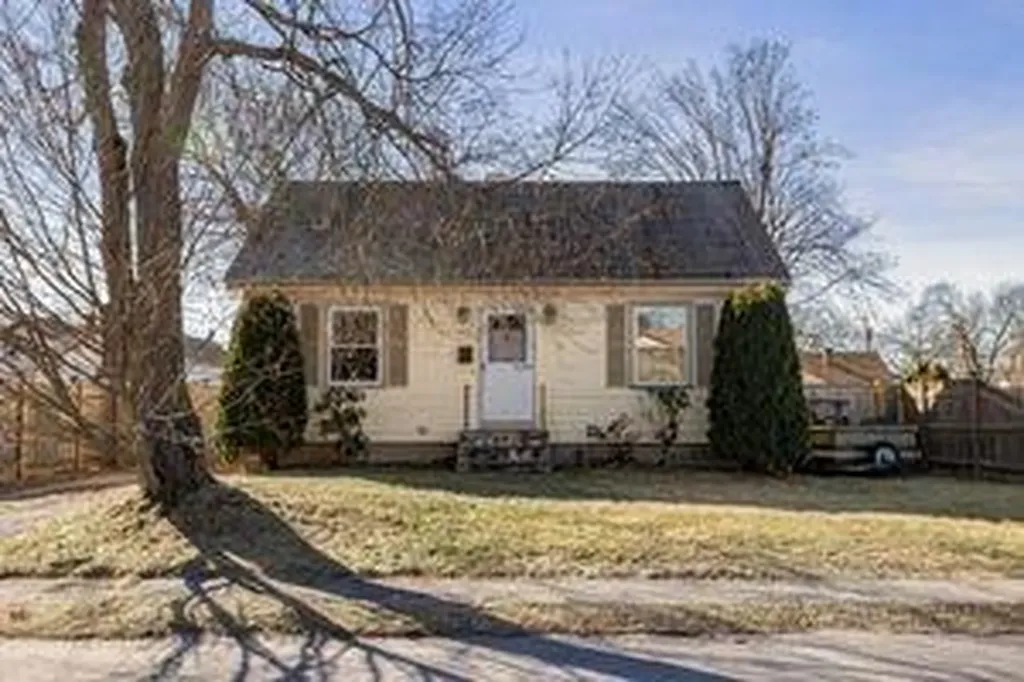 285 Elm Street Warwick RI 02888