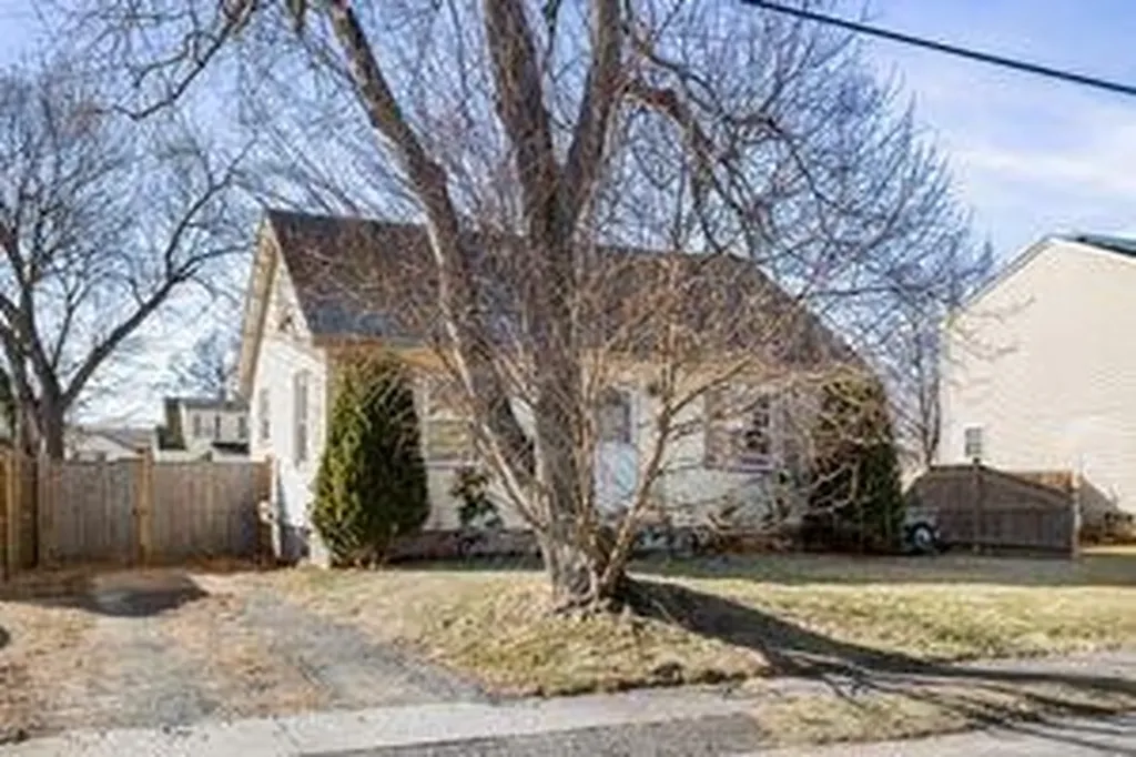 285 Elm Street Warwick RI 02888