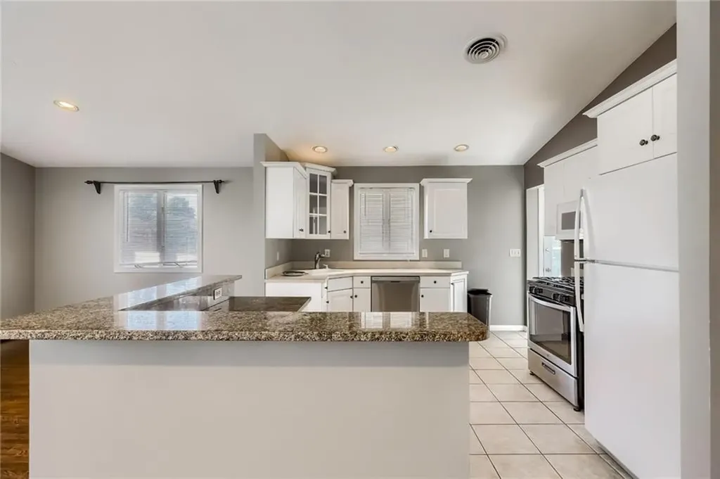 50 Oak Hill Avenue Pawtucket RI 02860