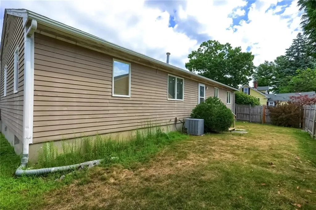 50 Oak Hill Avenue Pawtucket RI 02860