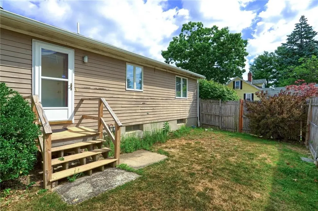 50 Oak Hill Avenue Pawtucket RI 02860